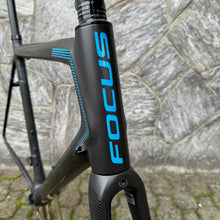 Load image into Gallery viewer, Focus Izalco Max