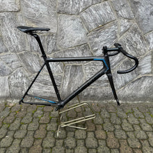Load image into Gallery viewer, Focus Izalco Max