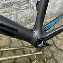 Load image into Gallery viewer, Focus Izalco Max