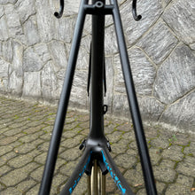 Load image into Gallery viewer, Focus Izalco Max