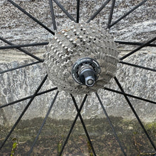 Carica l'immagine nel visualizzatore di Gallery, Fulcrum Racing Zero