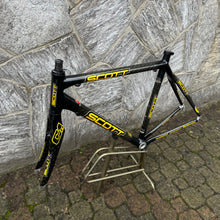 Load image into Gallery viewer, Scott CR1 Saunier Duval Team