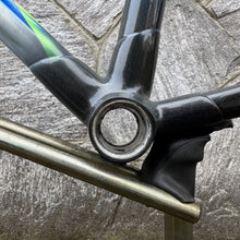 Carica l'immagine nel visualizzatore di Gallery, Colnago C40 Mapei Squadra Corse