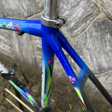 Carica l'immagine nel visualizzatore di Gallery, Colnago C40 Mapei Squadra Corse