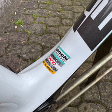 Carica l'immagine nel visualizzatore di Gallery, Bianchi Oltre Superleggera Reparto Corse