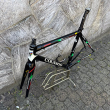Carica l'immagine nel visualizzatore di Gallery, Colnago EPS
