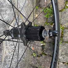 Load image into Gallery viewer, Bontrager Aeolus Pro 3