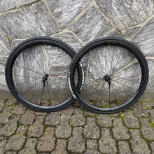 Load image into Gallery viewer, Bontrager Aeolus Pro 3