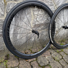 Load image into Gallery viewer, Bontrager Aeolus Pro 3