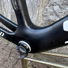 Load image into Gallery viewer, Specialized S-Works Venge
