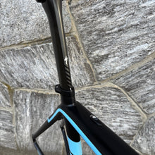 Load image into Gallery viewer, Specialized S-Works Venge