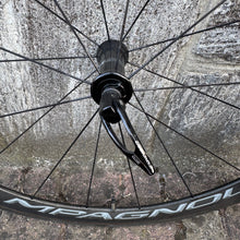 Load image into Gallery viewer, Campagnolo Bora One 35