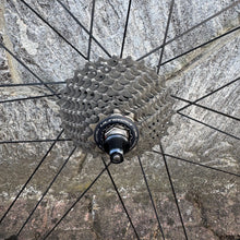 Load image into Gallery viewer, Campagnolo Bora One 35