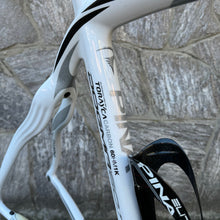 Load image into Gallery viewer, Pinarello Dogma 60.1