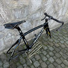 Load image into Gallery viewer, Pinarello Dogma 65.1 Think 2
