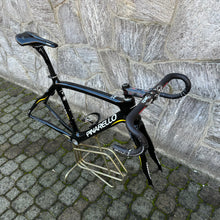 Load image into Gallery viewer, Pinarello Dogma 65.1 Think 2