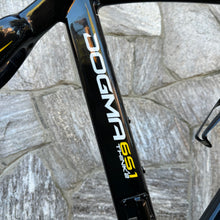 Load image into Gallery viewer, Pinarello Dogma 65.1 Think 2