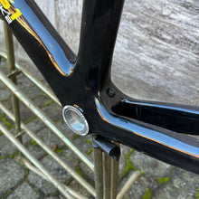 Load image into Gallery viewer, Pinarello Dogma 65.1 Think 2