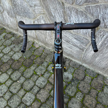 Load image into Gallery viewer, Pinarello Dogma 65.1 Think 2