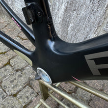 Load image into Gallery viewer, Pinarello Dogma F100 Limited Edition