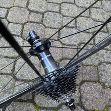Load image into Gallery viewer, Shimano Dura Ace WH-R9100 C35