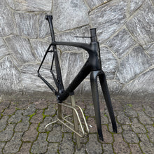 Carica l'immagine nel visualizzatore di Gallery, Specialized S-Works Tarmac SL5