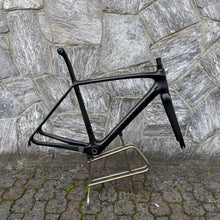 Carica l'immagine nel visualizzatore di Gallery, Specialized S-Works Tarmac SL5