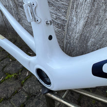 Load image into Gallery viewer, Specialized S-Works Tarmac SL5