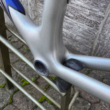 Load image into Gallery viewer, Trek 5200 US Postal Service