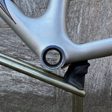 Load image into Gallery viewer, Trek 5200 US Postal Service