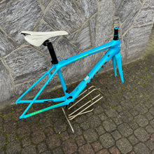 Load image into Gallery viewer, Trek Emonda SL6 H2