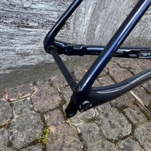 Load image into Gallery viewer, Trek Emonda SLR Disc