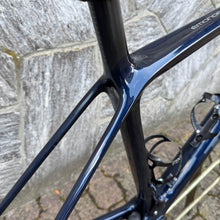 Load image into Gallery viewer, Trek Emonda SLR Disc