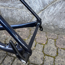 Load image into Gallery viewer, Trek Emonda SLR Disc