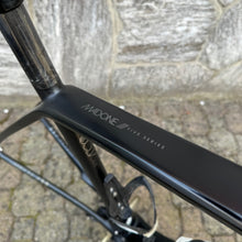 Load image into Gallery viewer, Trek Madone 5.9 H2
