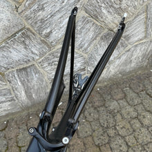 Load image into Gallery viewer, Trek Madone 5.9 H2