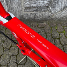 Load image into Gallery viewer, Trek Madone Team Issue RSL