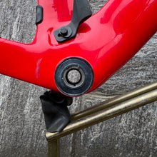 Load image into Gallery viewer, Trek Madone Team Issue RSL