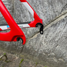 Load image into Gallery viewer, Trek Madone Team Issue RSL