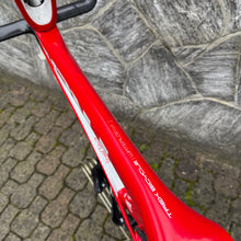 Load image into Gallery viewer, Trek Madone Team Issue RSL