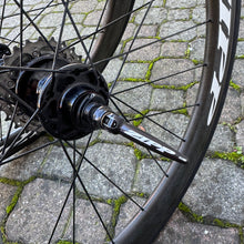 Load image into Gallery viewer, Zipp 404 Firecrest