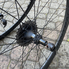 Load image into Gallery viewer, Bontrager Aeolus Pro 3