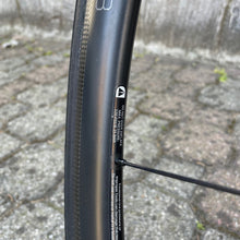 Load image into Gallery viewer, Bontrager Aeolus Pro 3