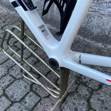 Load image into Gallery viewer, Giant TCR Advanced SL