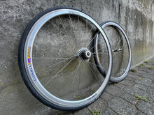 Carica l'immagine nel visualizzatore di Gallery, Ambrosio Futura - Frm Hubs