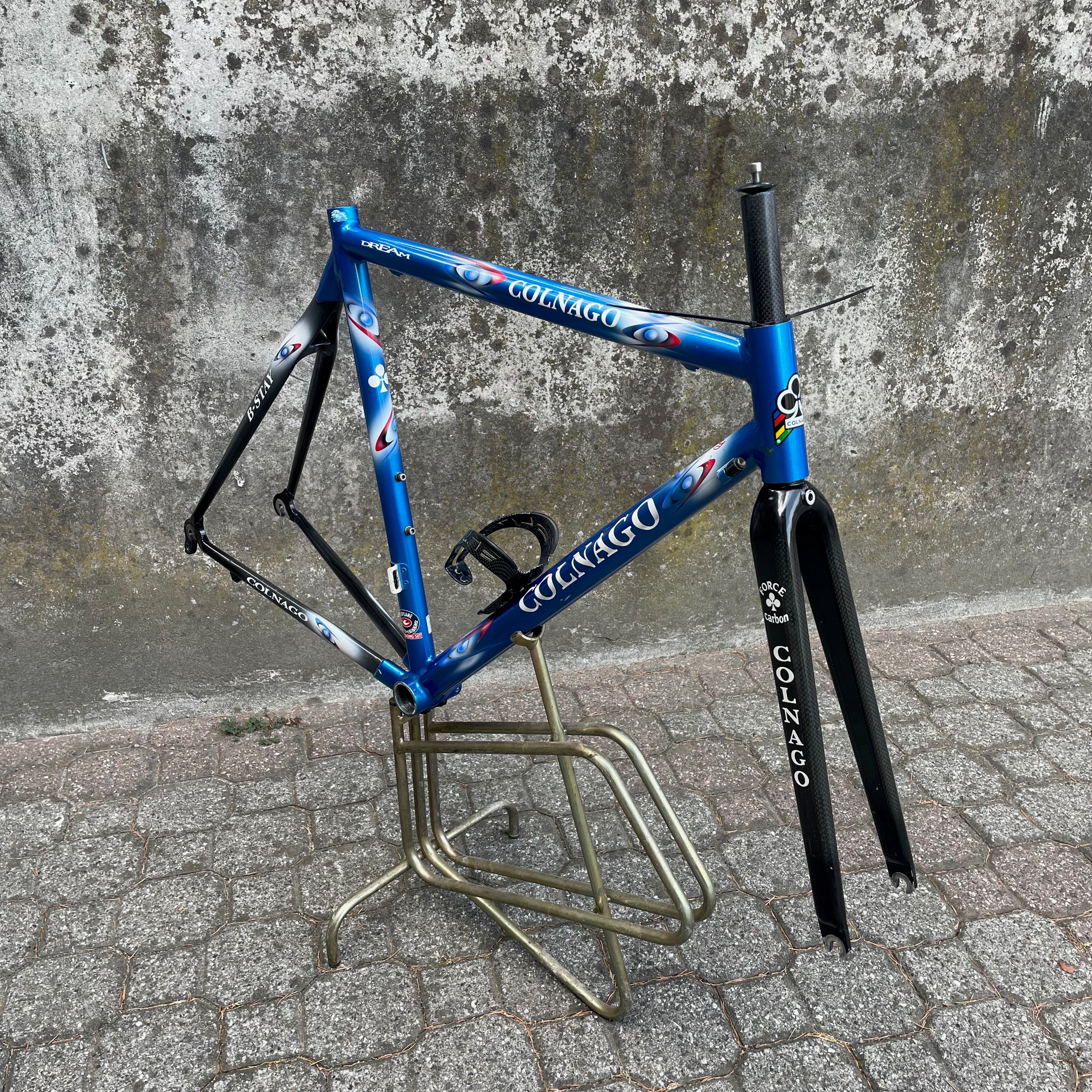 引取限定　事前確認必須COLNAGO DREAM B-STAY コルナゴ美品 COLNAGO 「コルナゴ」 DREAM (B-STAY) 2003年頃 ロードバイク