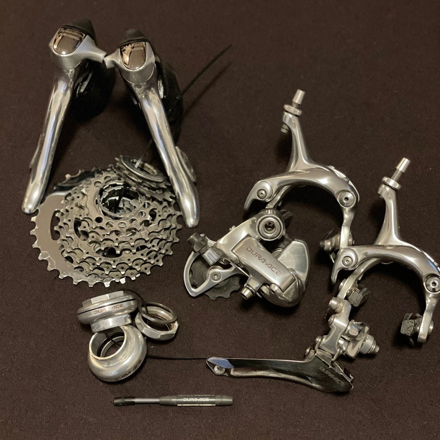 Moyeu Piste SHIMANO Dura Ace Track HB-7600