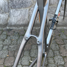Carica l'immagine nel visualizzatore di Gallery, De Rosa Protos