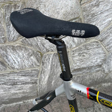 Carica l'immagine nel visualizzatore di Gallery, Fausto Coppi Carbon Evolution by Columbus