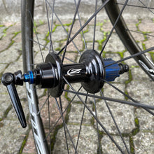 Load image into Gallery viewer, Zipp 303